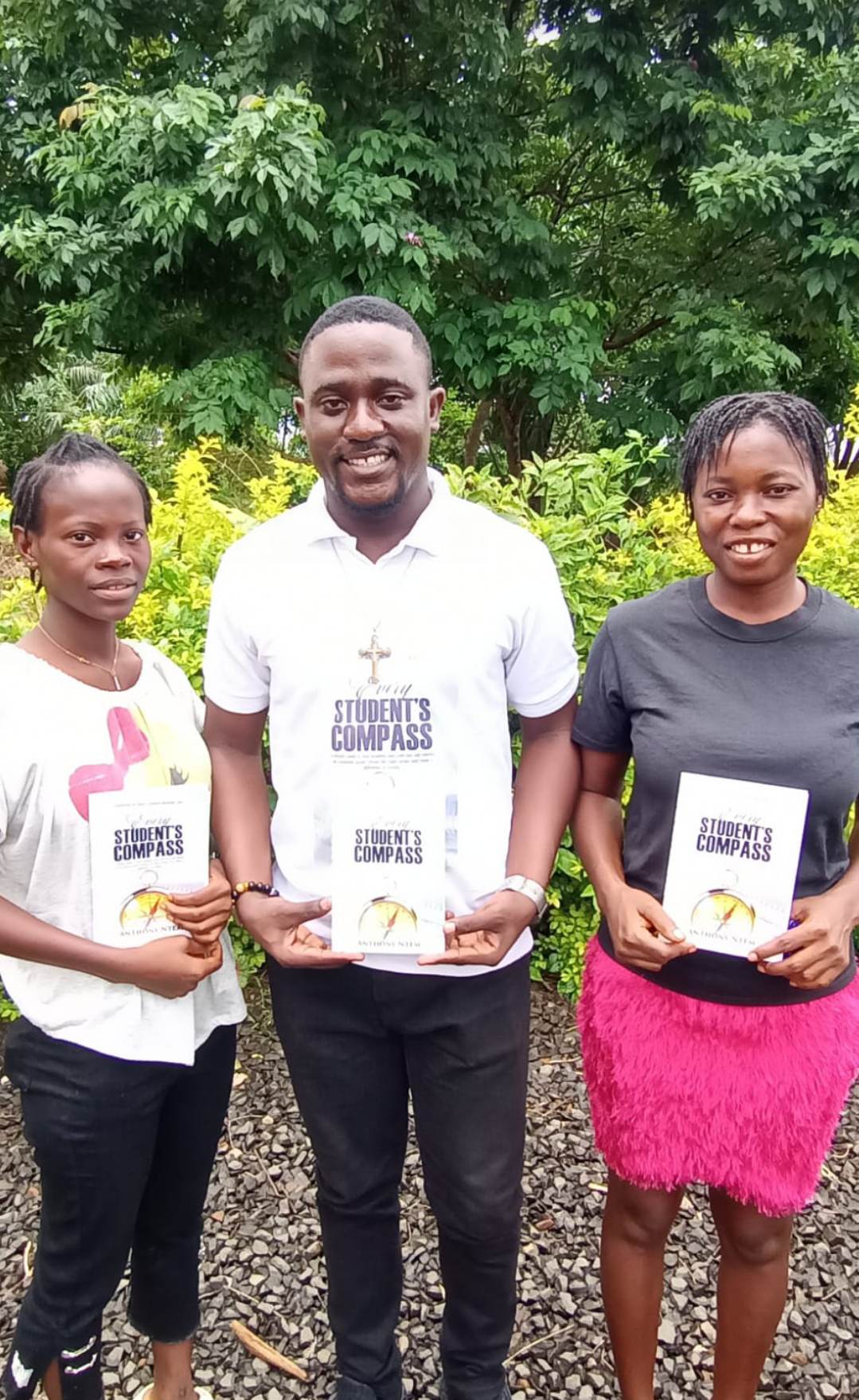 Anthony with Marie Lewis and Theresa Quanah who will be graduating this year as soon as their WAEC results come in.