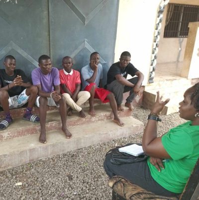 Darlyn Speaks to the Boys at Ma Esthers (1)